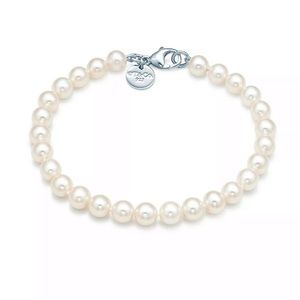Tiffany & Co Pearl Bracelet
